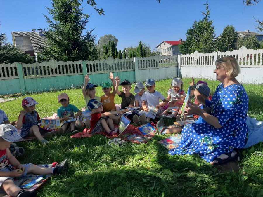 Летом читаем, скуки не знаем