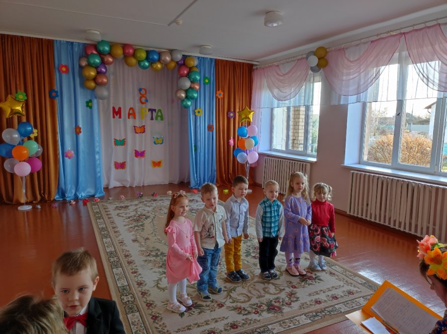 Поздравления от самых маленьких