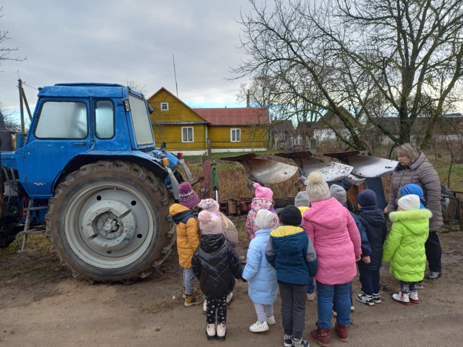 Знакомство с сельскохозяйственной техникой